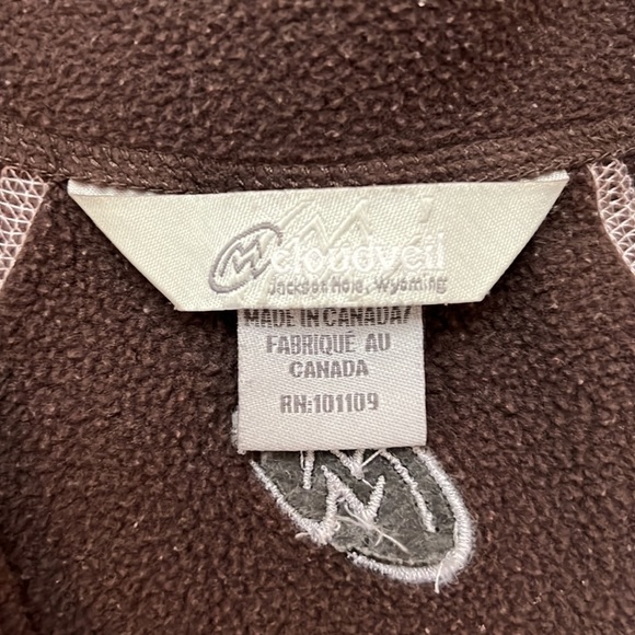 Cloudveil mid layer quarter zip fleece. Size Medium. Color Brown. - Picture 4 of 13
